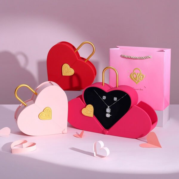 Double Side Open Heart Shape Lock Box Jewelry Packaging Gift Box with Handle