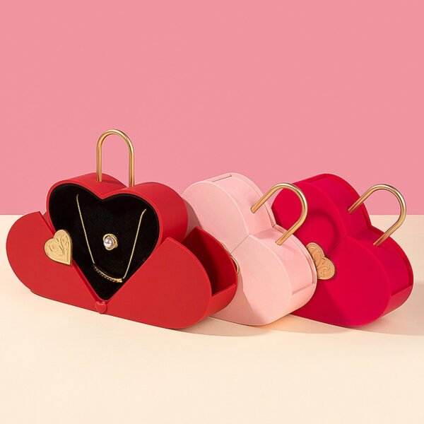 Heart Shape Lock Box Jewelry Packaging Gift Box with Handle